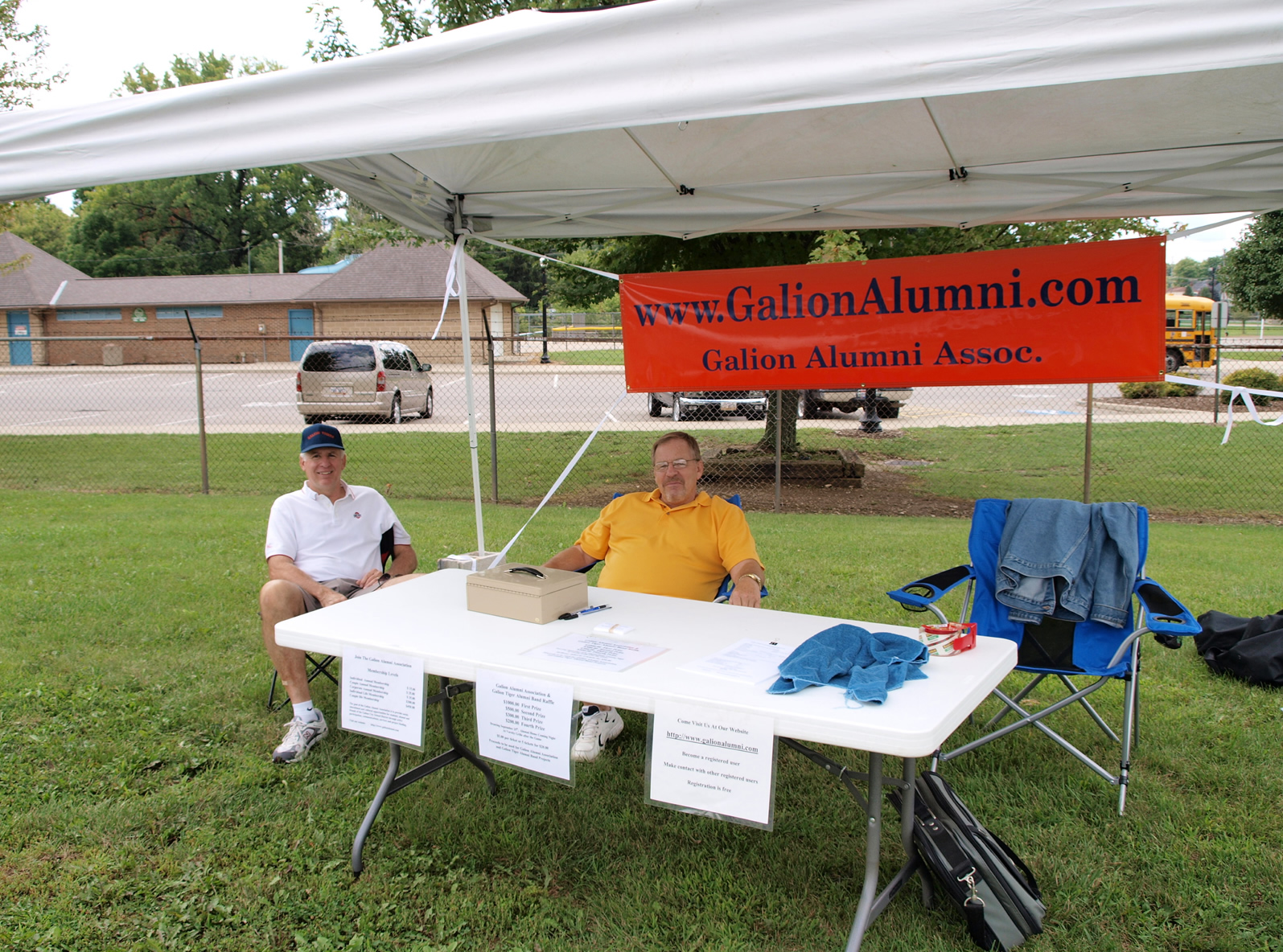 Click to enlarge raffle tent.jpg